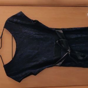 Women's dress, size medium